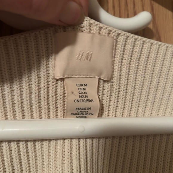 H&M Cream Ribbed Knit Top - Picture 6 of 9